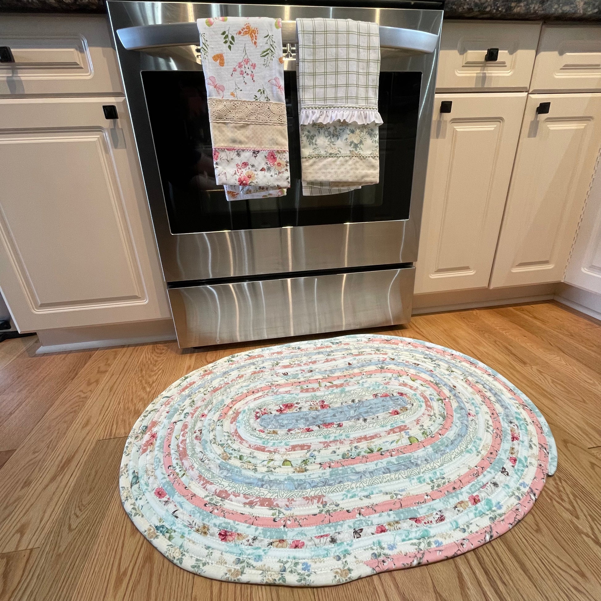 Handmade Cotton Jelly Roll Rug for Kitchen, bedside or use as a bathmat. Pink Cotton fabric. Made in Canada and Washable